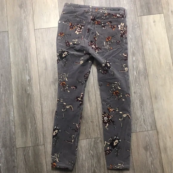 Pilcro and the Letterpress by Anthropologie Floral High-Rise Pants - Picture 5 of 8